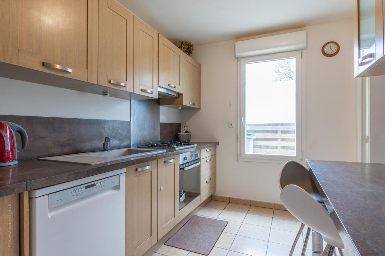 Le Duplex Chessy - 15Min From Disneyland - 2 Private Parkings - Garden - Kingsize & Queensize Bed - Supermarket Behind The House Εξωτερικό φωτογραφία